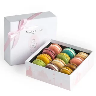 Custom Macaron Boxes